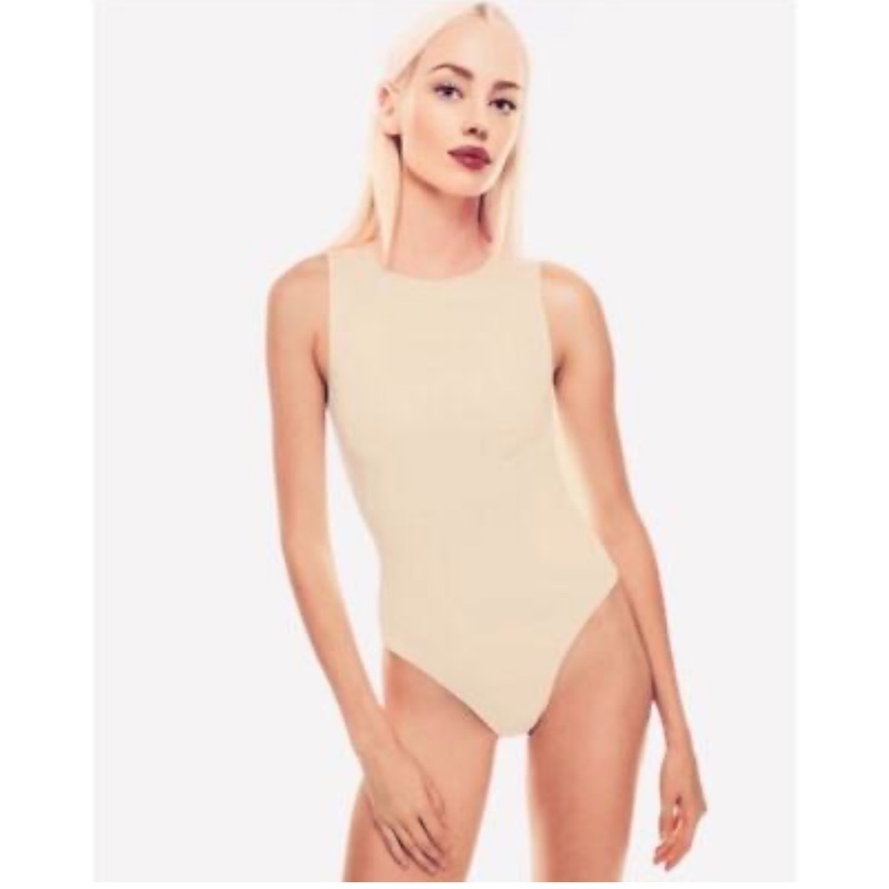 Aritzia Babaton Beige Contour Muscle High Crew Neck Sleeveless Bodysuit Small
